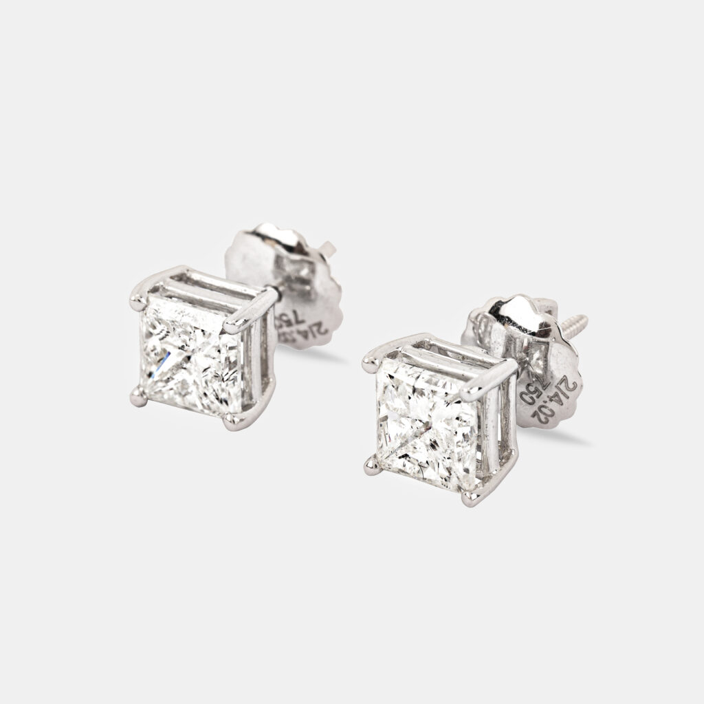 luxury-women-the-diamond-edit-new-fine-jewelry-p1113836-005 4.02 cts Princess Cut 18k White Gold Diamond Solitaire Earrings (4.02ct)