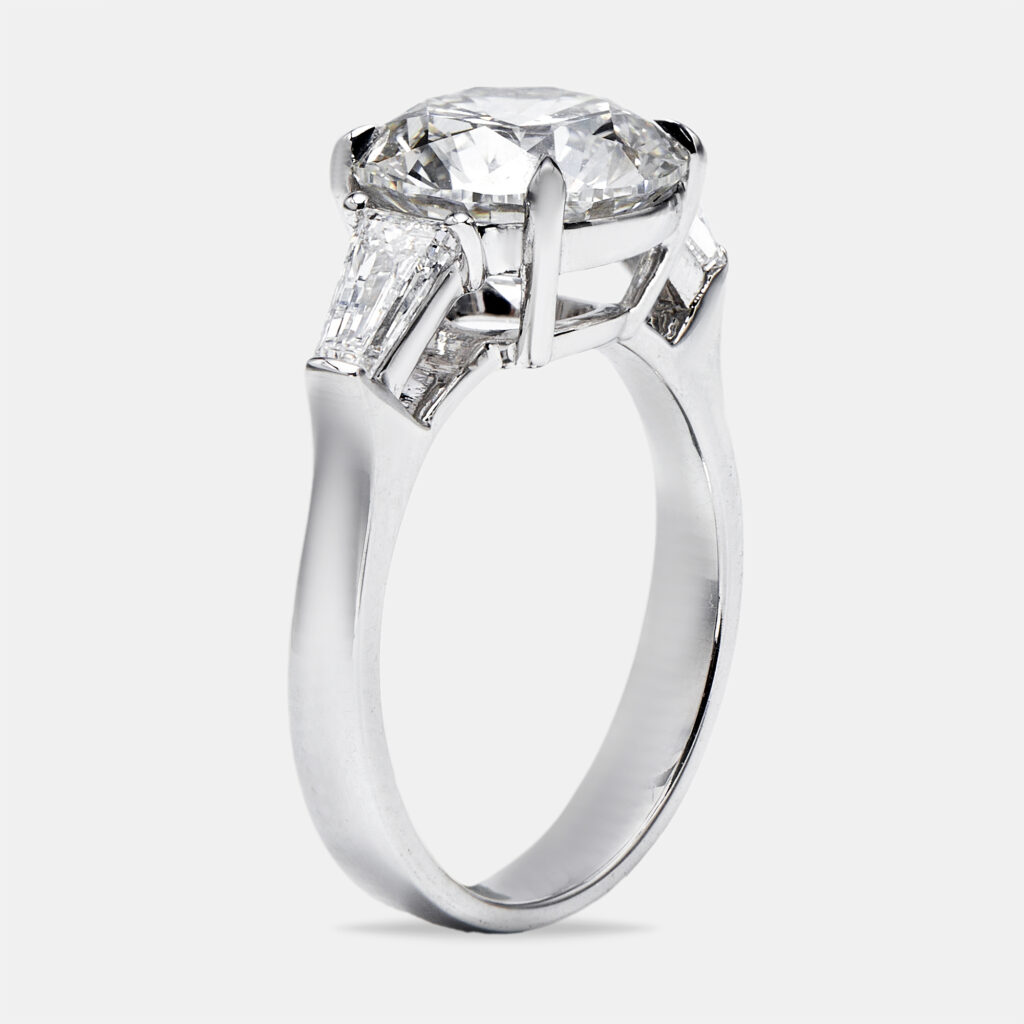 luxury-women-the-diamond-edit-new-fine-jewelry-p1148597-002.jpg 3.50 cts Round Brilliant and Baguette Cut Lab Grown Diamonds 18k White Gold Ring Size 52