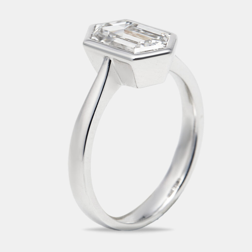 2.05 cts Hexagon Cut Lab Grown Diamond 18k White Gold Ring Size 50