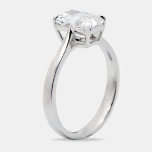 1.50 cts radiant brilliant cut 18k white gold ring size 52