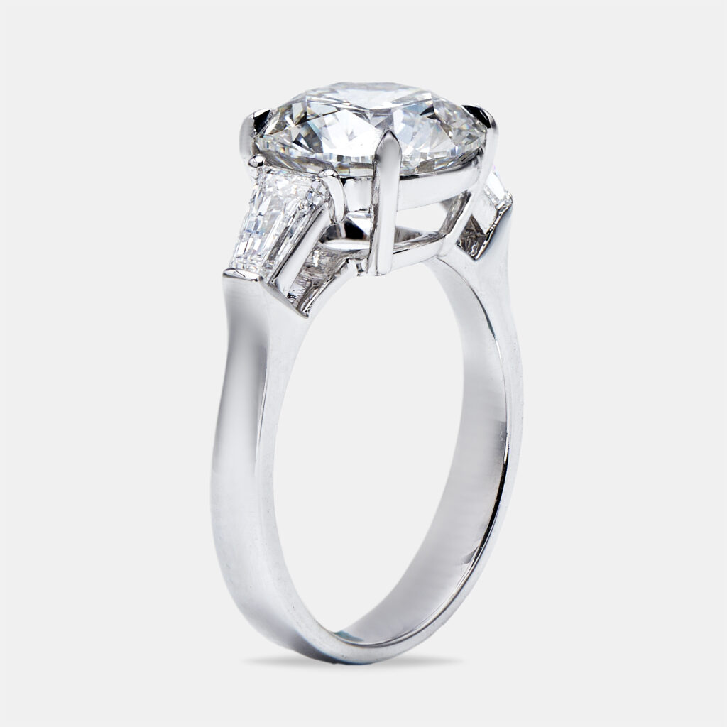 luxury-women-the-diamond-edit-new-fine-jewelry-p1168883-003.jpg 3.70 cts Round Baguette 18k White Gold Lab Grown Diamond Ring Size 52