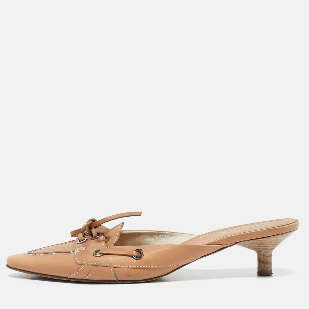 luxury-women-tods-used-shoes-p1146689-010 Tod's Beige Leather Shirley Mules Size 38.5