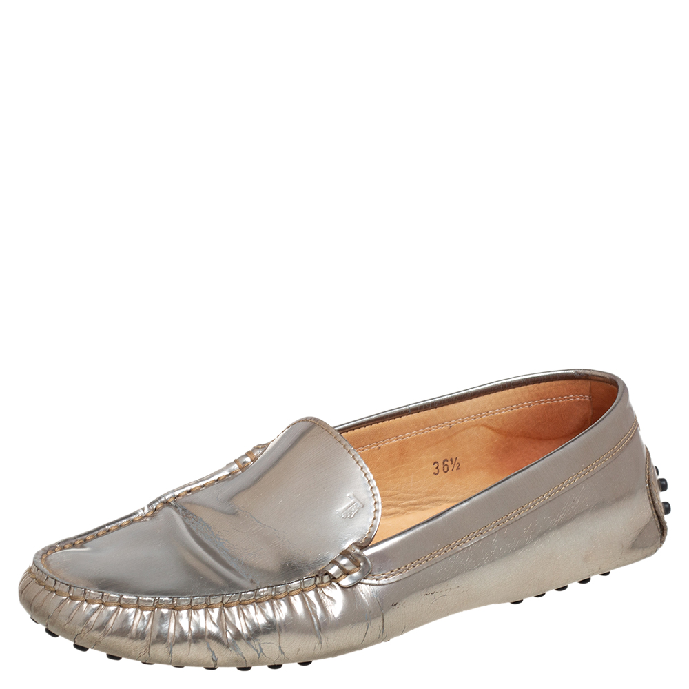 luxury-women-tods-used-shoes-p475169-005 Tod's Silver Patent Leather Slip On Loafers Size 36.5