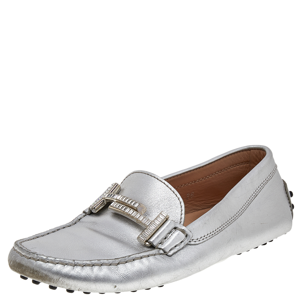 luxury-women-tods-used-shoes-p502548-004 Tod's Silver Leather Slip on Loafers Size 36