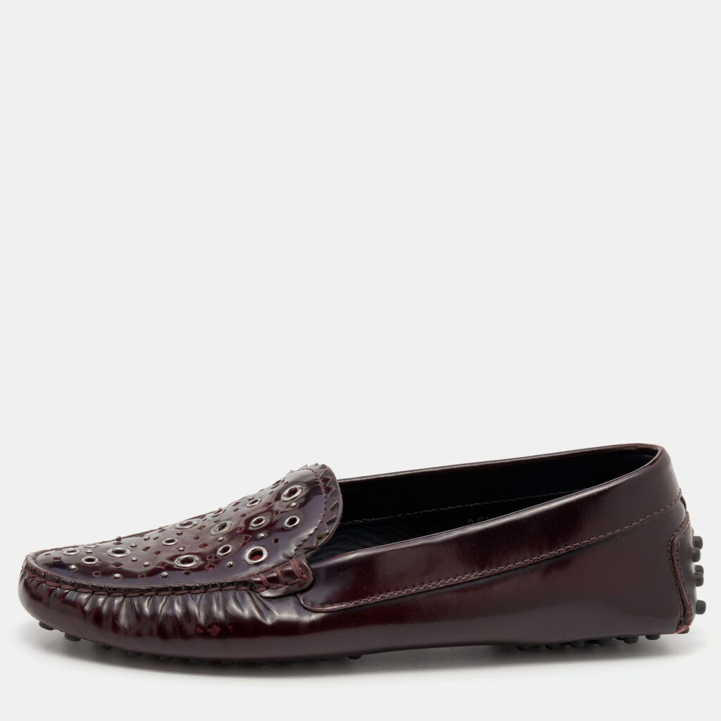 luxury-women-tods-used-shoes-p653470-008-1 Tod's Burgundy Patent Leather Laser Cut Loafers Size 36.5