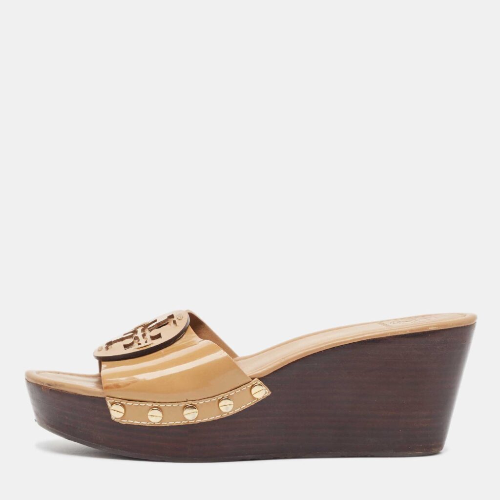 luxury-women-tory-burch-used-shoes-p1029491-003 Tory Burch Beige Patent Leather Platform Sandals Size 38.5
