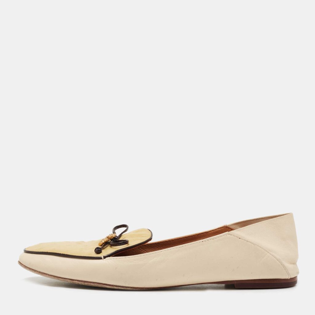luxury-women-tory-burch-used-shoes-p761576-003 Tory Burch Beige/Cream Leather and Ostrich Embossed Charm Loafers Size 40