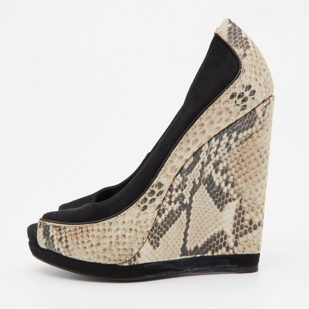 luxury-women-tory-burch-used-shoes-p805060-008 Tory Burch Black/Grey Suede and Python Embossed Leather Sandra Wedge Peep Toe Pumps Size 36.5
