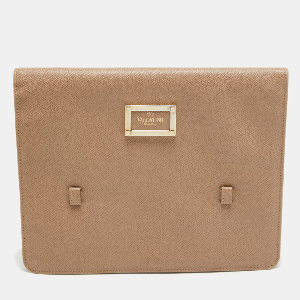 luxury-women-valentino-used-accessories-p943424-001 Valentino Beige Leather Flap iPad Cover
