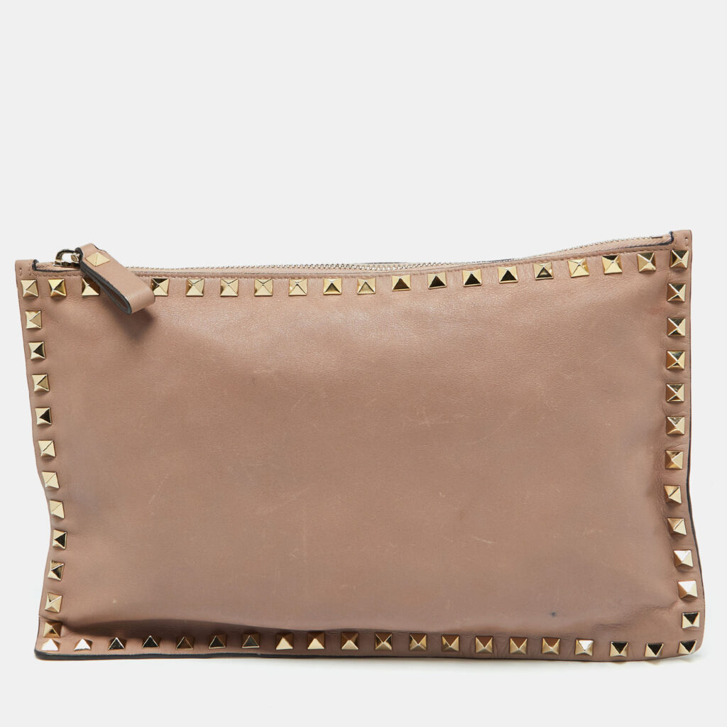 luxury-women-valentino-used-handbags-p1075270-009 Valentino Beige Leather Rockstud Zip Pouch Clutch