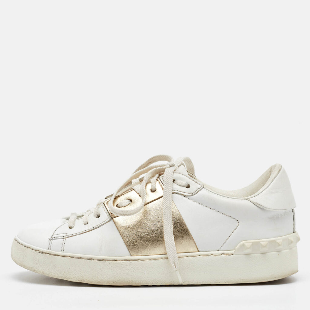 luxury-women-valentino-used-shoes-p1113828-010 Valentino White/Gold Leather Rockstud Low Top Sneakers Size 35.5