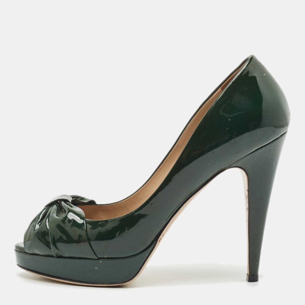 luxury-women-valentino-used-shoes-p1144112-003 Valentino Green Patent Leather Knotted Bow Peep Toe Pumps Size 39.5