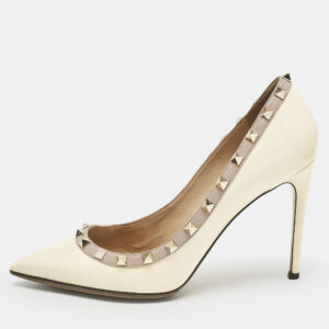 Valentino Cream/Beige Patent Leather Rockstud Pointed Toe Pumps Size 39.5