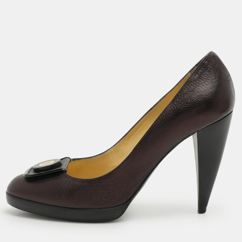 luxury-women-versace-used-shoes-p1072986-007 Versace Metallic Brown Leather Medusa Block Heel Pumps Size 37.5
