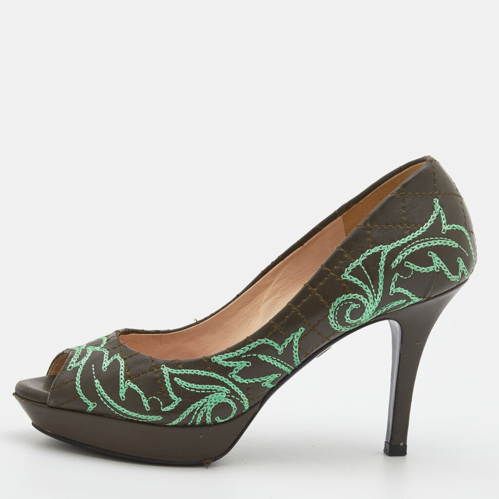 luxury-women-versace-used-shoes-p690540-001-1 Versace Olive Brown Embroidered Leather Peep Toe Platform Pumps Size 36
