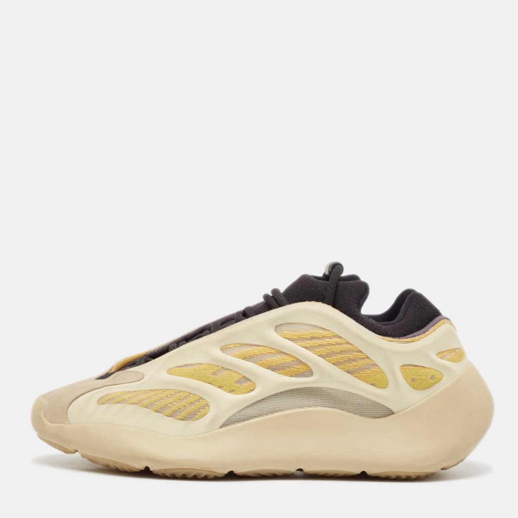 luxury-women-yeezy-x-adidas-used-shoes-p1073985-003 Yeezy x Adidas Two Tone Mesh and Rubber Yeezy 700 V3 Azael Sneakers Size 39 1/3