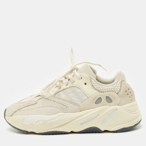 Yeezy x Adidas Cream Suede and Mesh Boost 700 Analog Sneakers Size 39 1/3