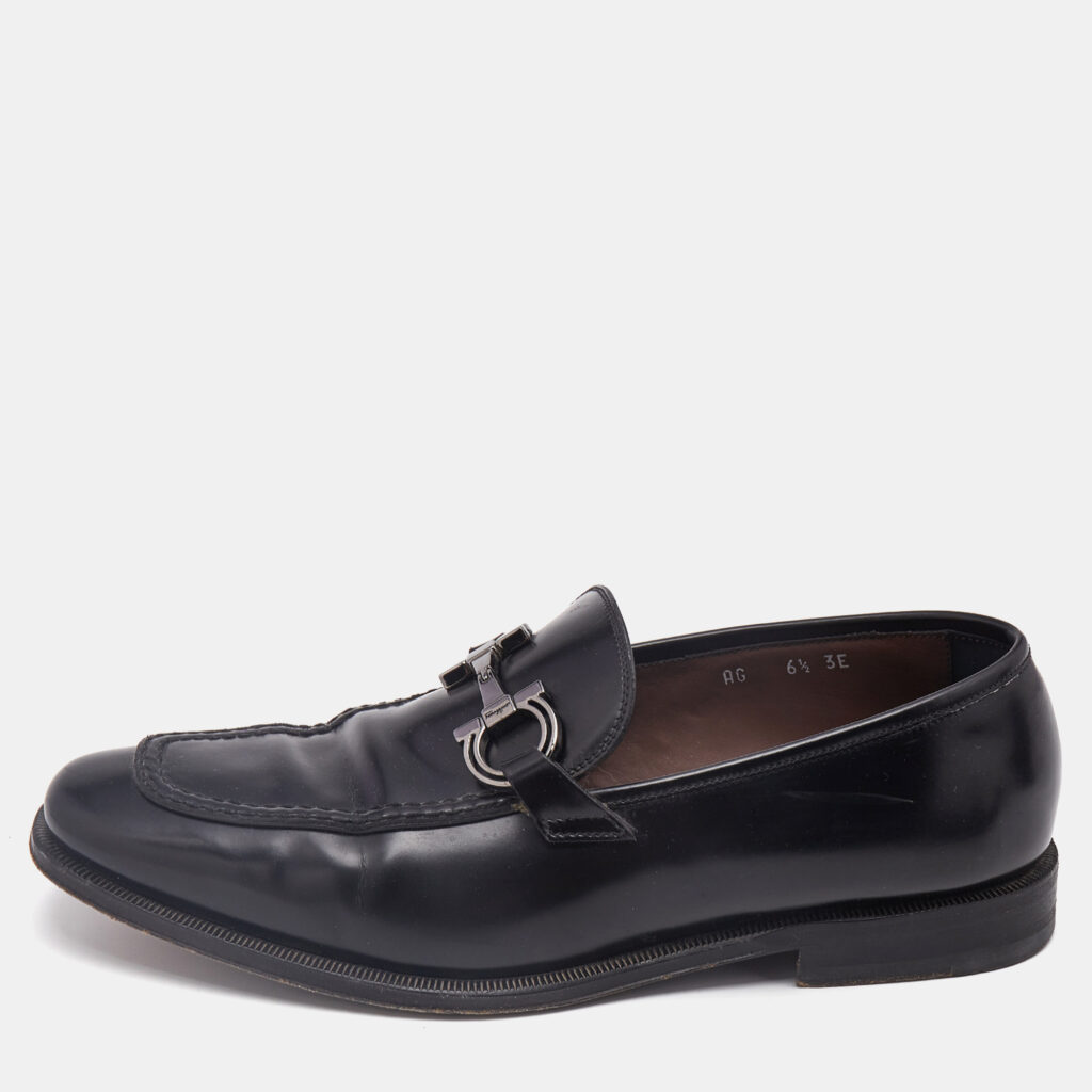 luxury-men-salvatore-ferragamo-used-shoes-p1142167-008.jpg Salvatore Ferragamo Black Leather Seattle Loafers Size 40.5