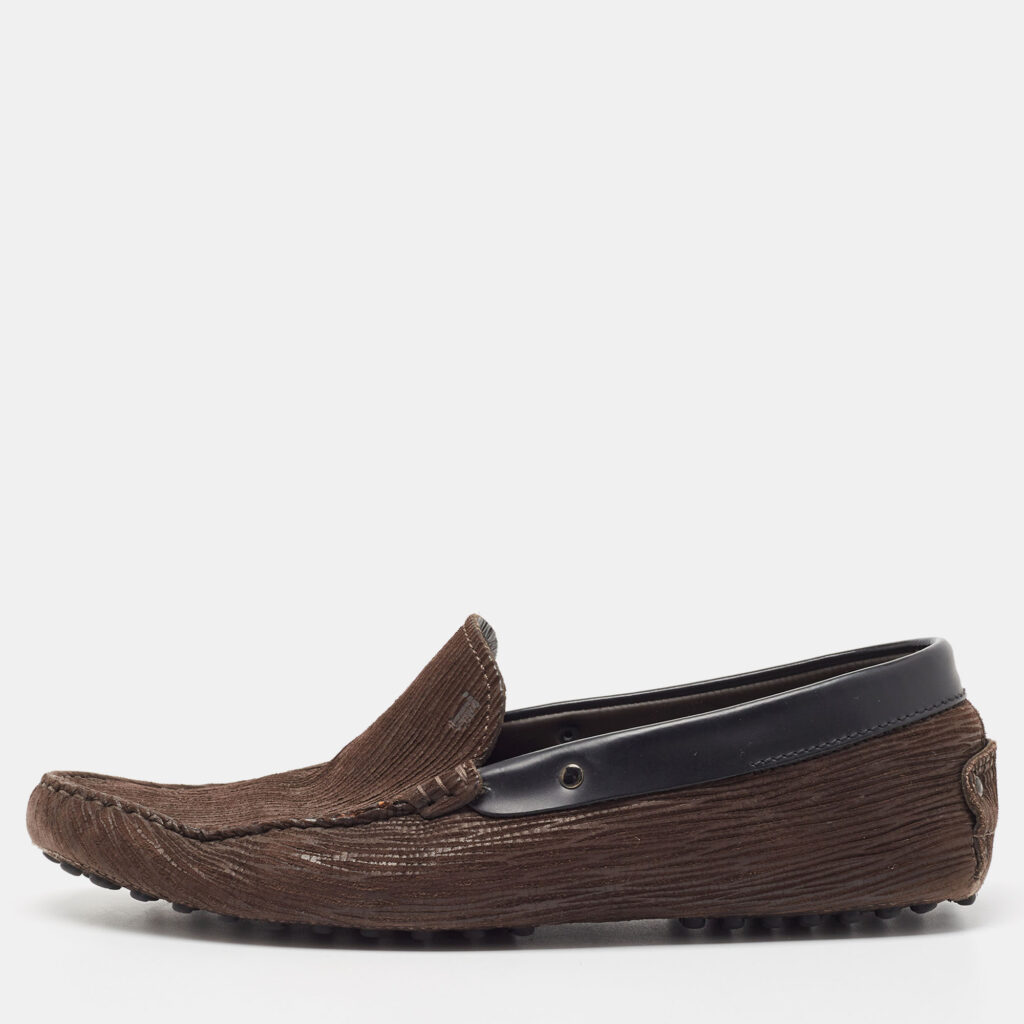 luxury-men-tods-used-shoes-p910829-010.jpg Tod's Dark Brown Textured Leather Gommino Loafers Size 42.5