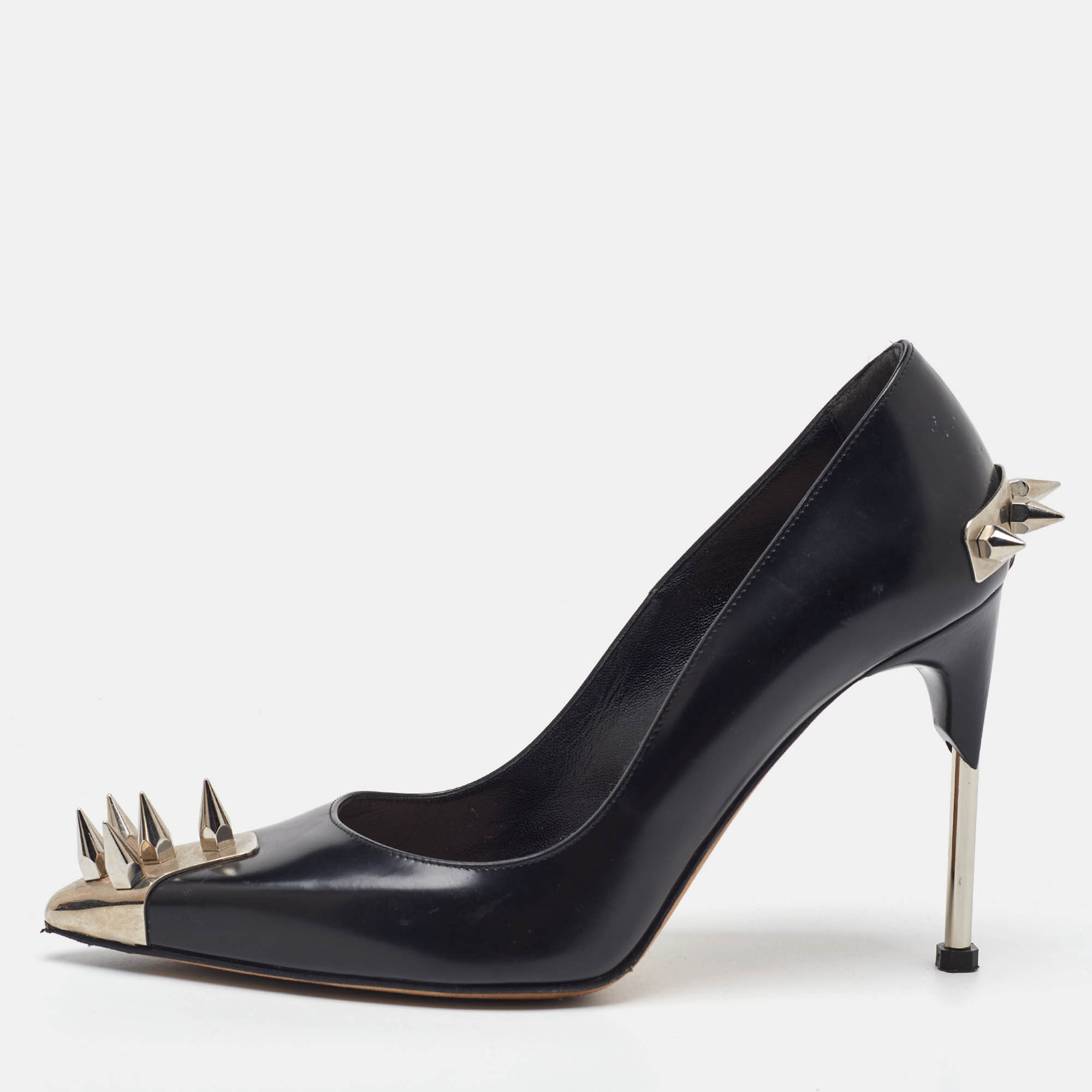 alexander mcqueen black leather spike pointed toe pumps size 36