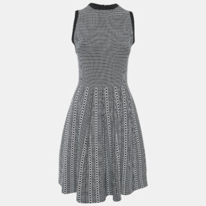 alice + olivia black/white patterned stretch knit flared mini dress s