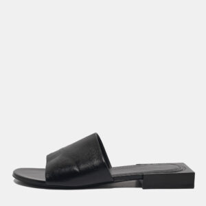 luxury-women-balenciaga-used-shoes-p1179236-001.jpg balenciaga black leather box flat mules size 37
