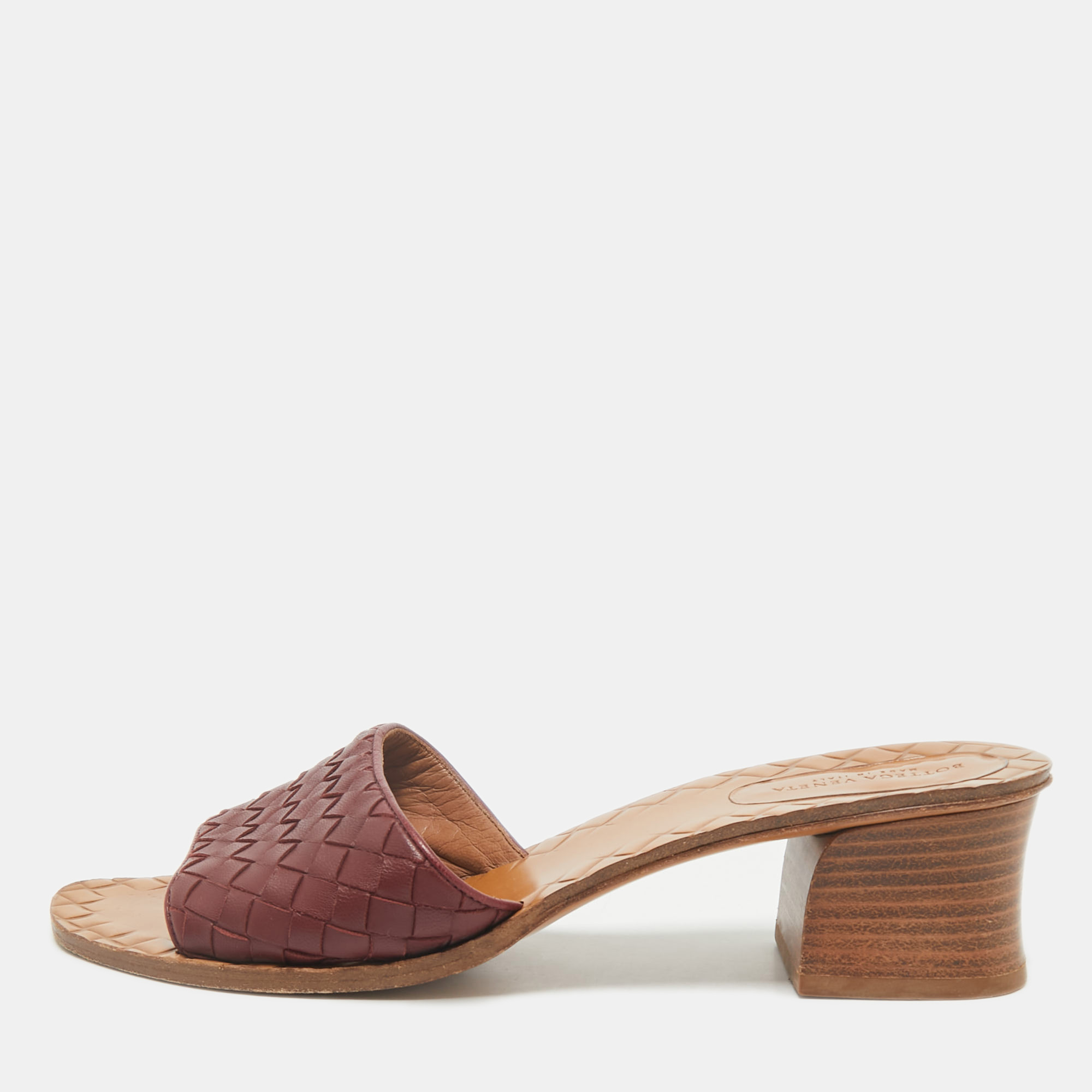 bottega veneta burgundy intrecciato leather ravello slide sandals size 38.5