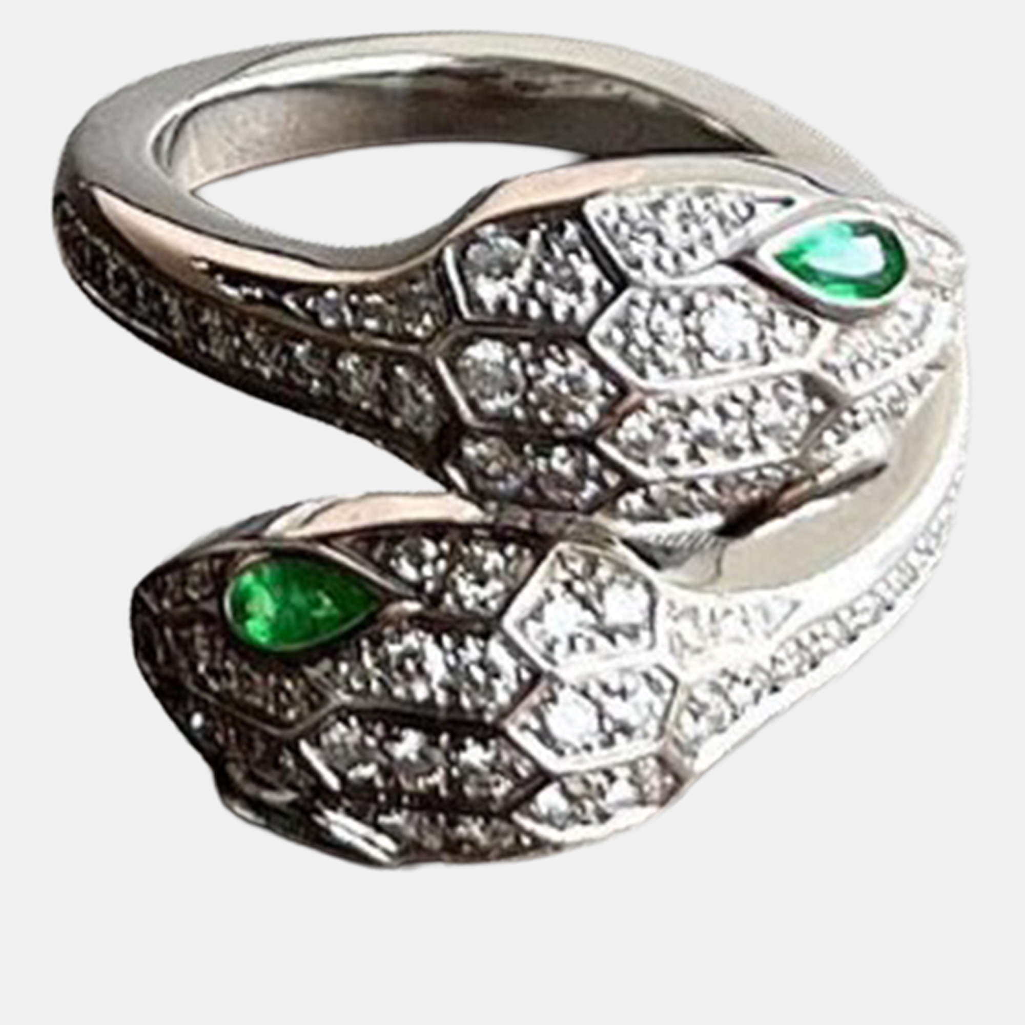 bvlgari serpenti 18k white gold emrald ring eu 52