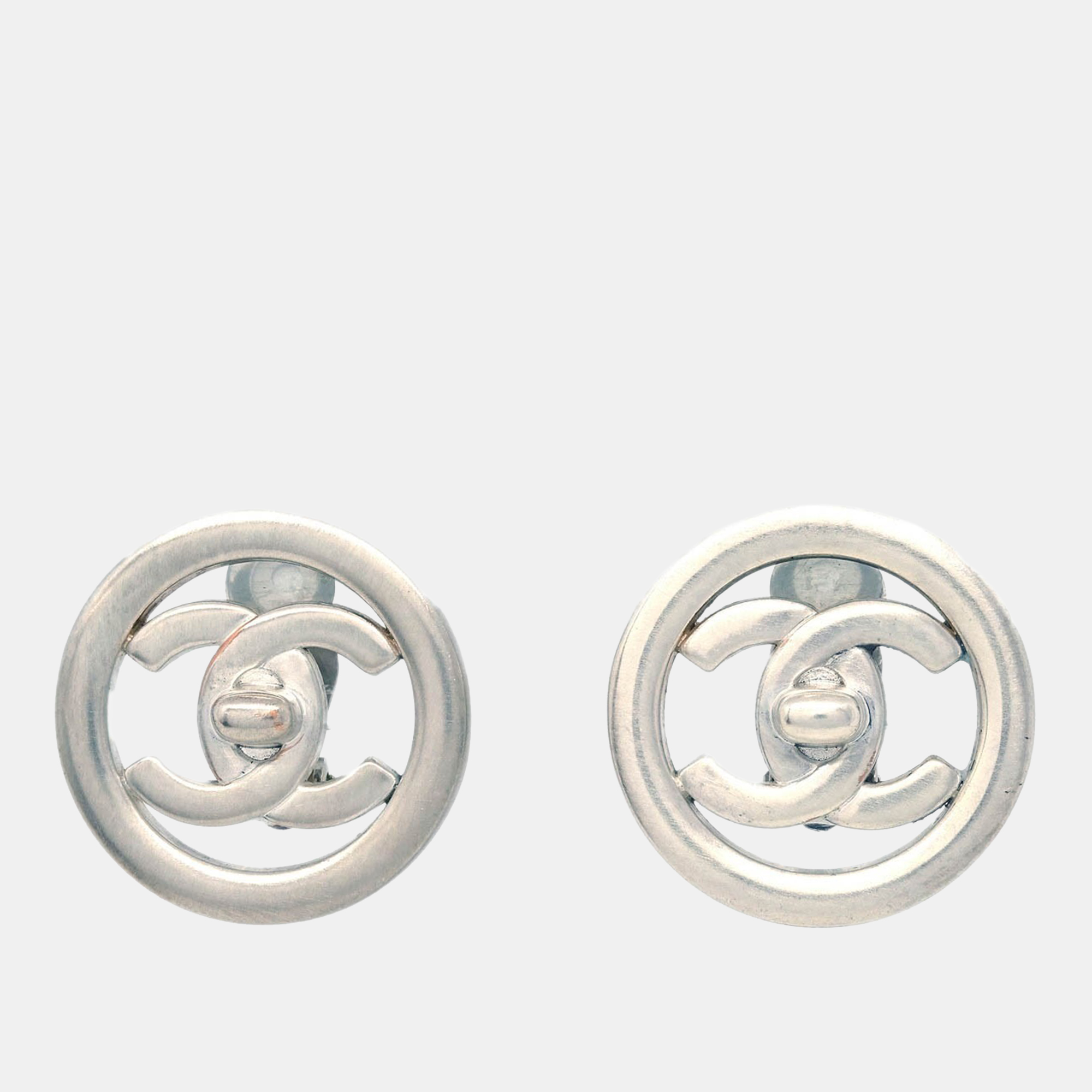 chanel turnlock button earrings clip-on silver