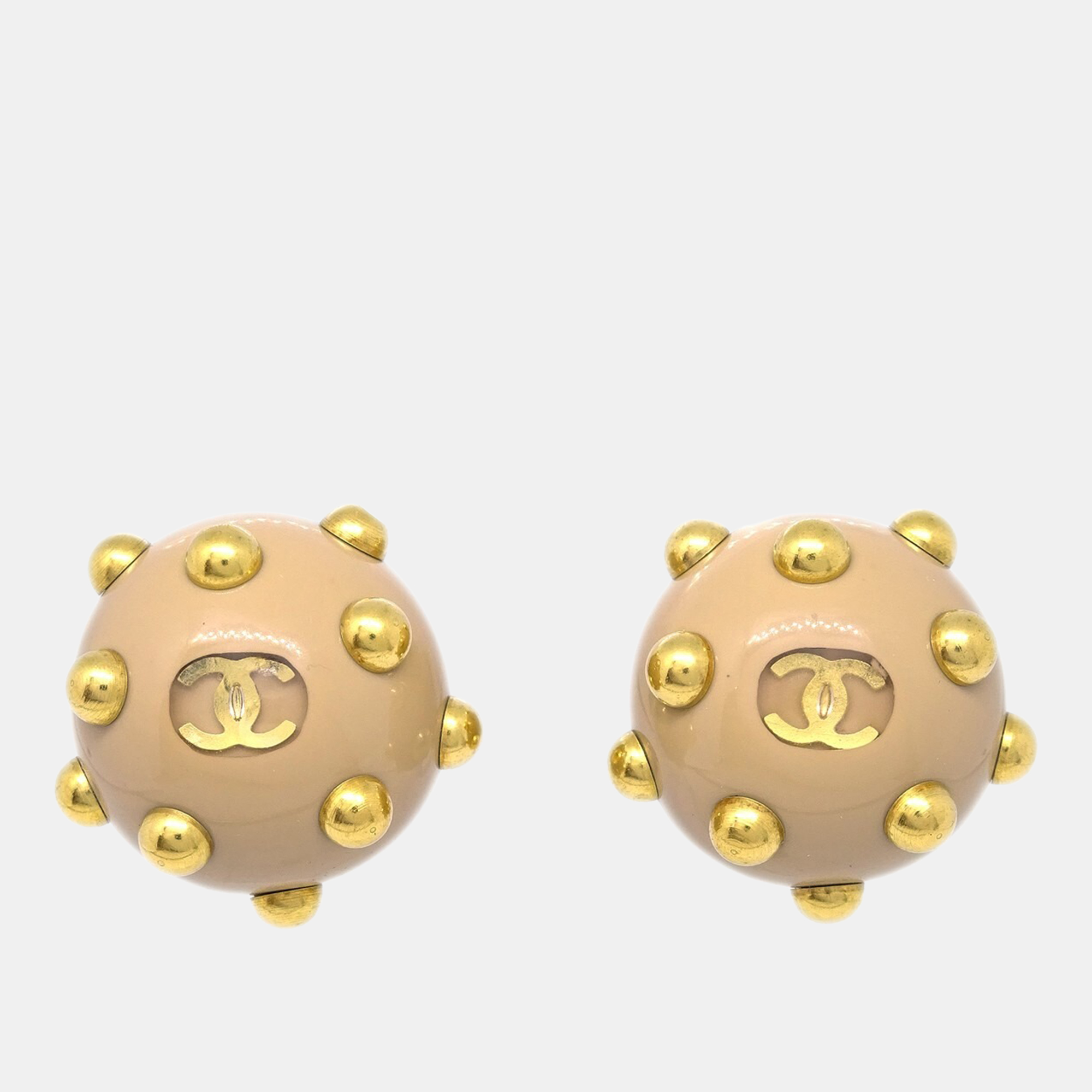 chanel cc logos studs button earrings beige gold clip-on