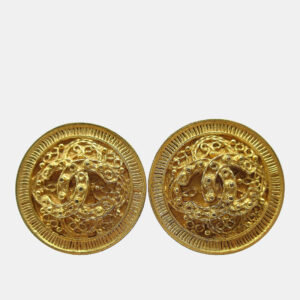 luxury-women-chanel-used-accessories-p1210726-001.jpg chanel button earrings gold clip-on