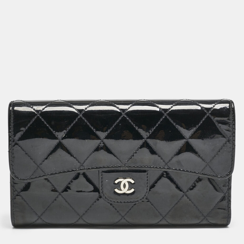 luxury-women-chanel-used-handbags-p1134616-002.jpg Chanel Black Quilted Patent Leather CC Flap Continental Wallet