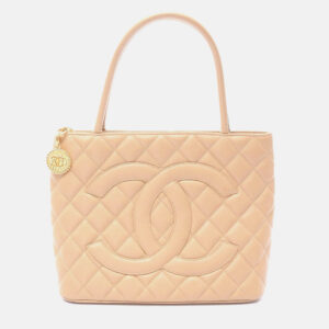 chanel cc coco medallion beige calfskin tote ghw