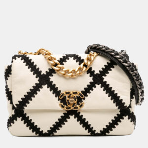 luxury-women-chanel-used-handbags-p1210675-001.jpg chanel white medium crochet calfskin 19 flap