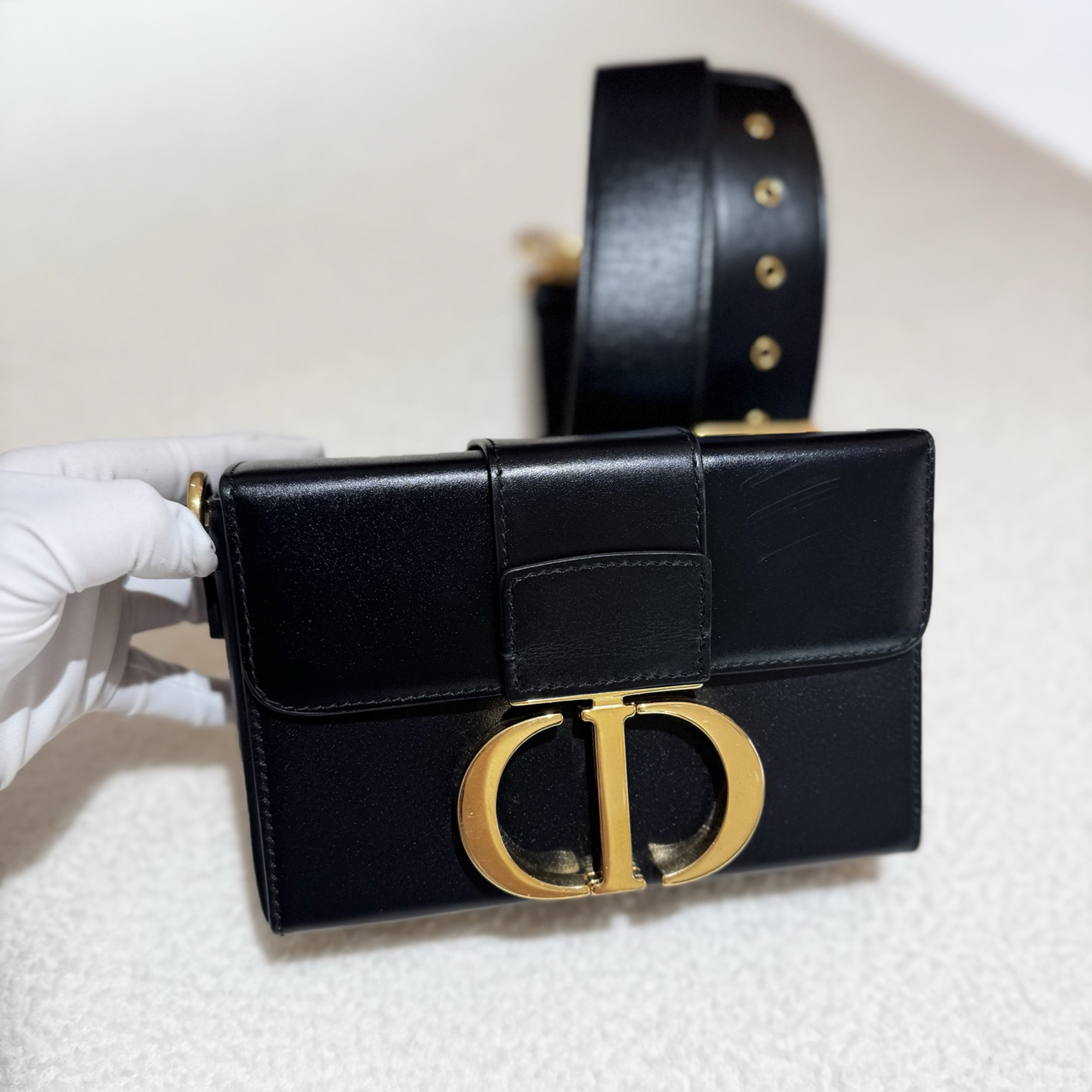 dior montaigne black leather shoulder bag