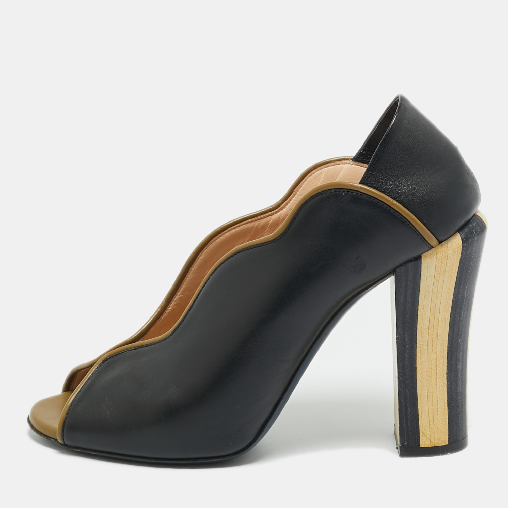 fendi two tone leather scallop lined peep toe pumps size 40