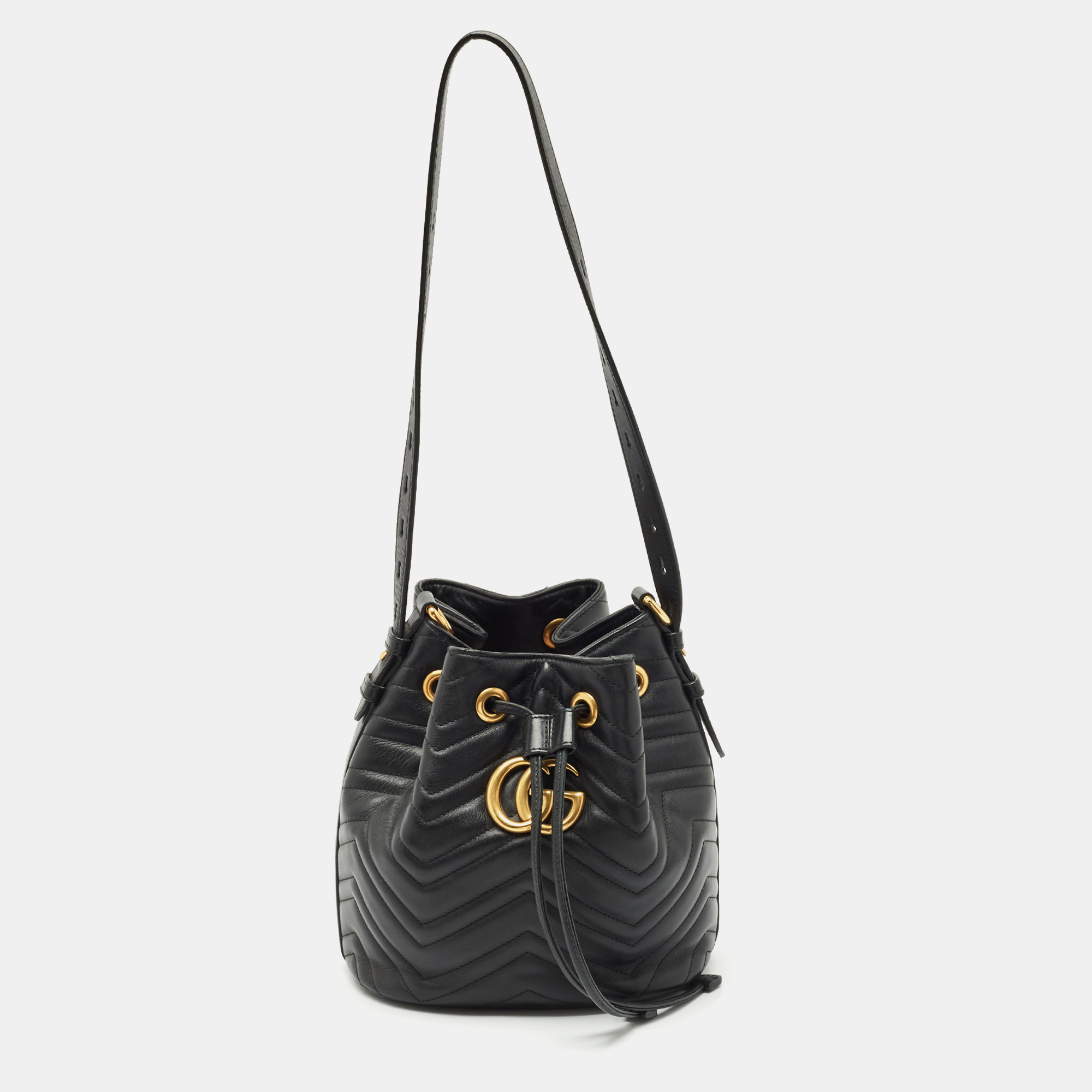 gucci black matelasse leather gg marmont bucket bag