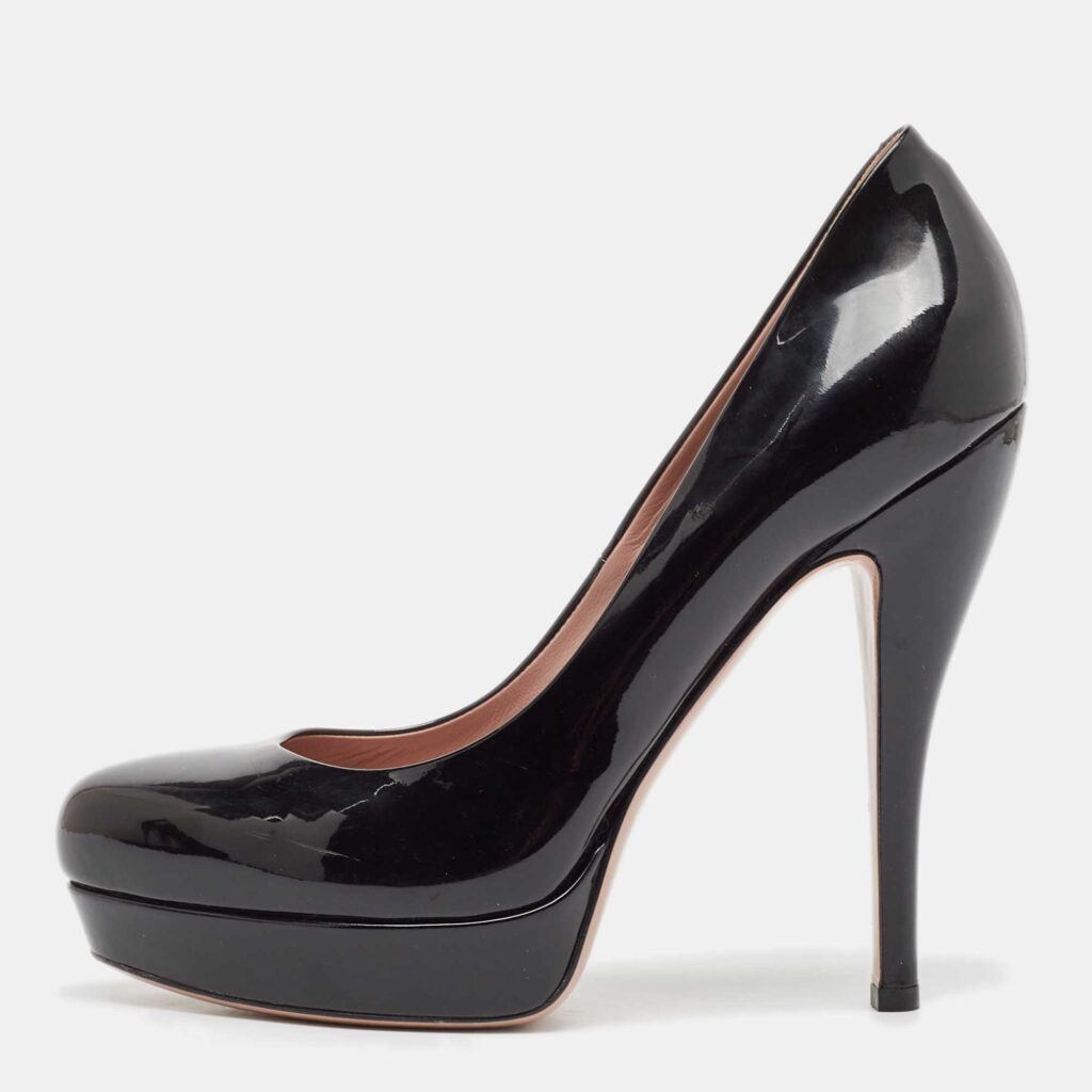 luxury-women-gucci-used-shoes-p1097196-003-2.jpg Gucci Black Patent Leather Platform Pumps Size 38.5