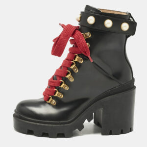 luxury-women-gucci-used-shoes-p1180311-002.jpg gucci black leather faux pearl embellished trip ankle length boots size 35