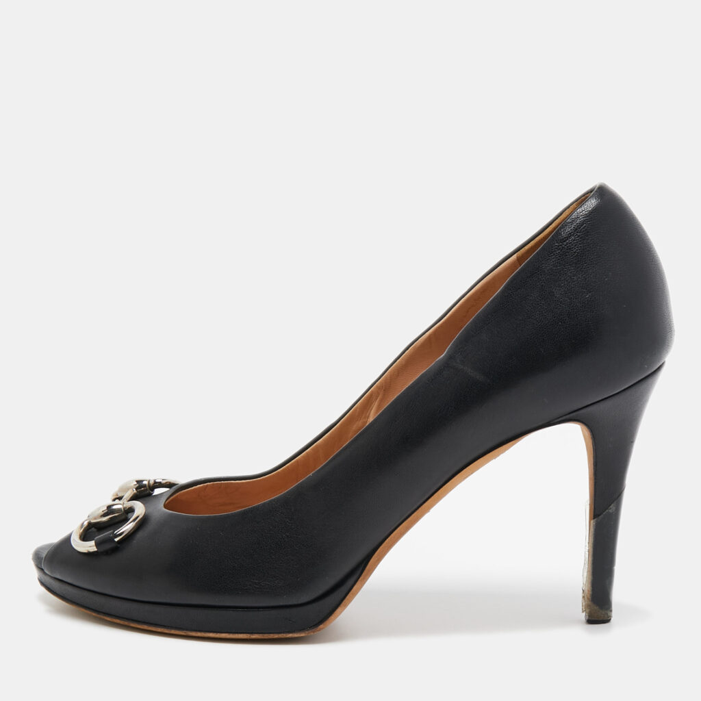 luxury-women-gucci-used-shoes-p908666-001.jpg Gucci Black Leather Hollywood Pumps Size 39