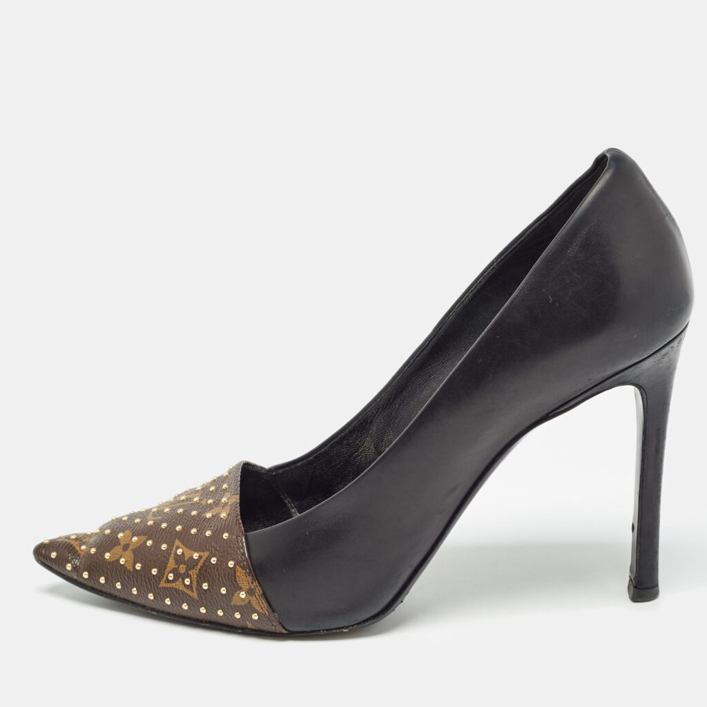 luxury-women-louis-vuitton-used-shoes-p978074-001.jpg Louis Vuitton Brown/Black Studded Monogram Canvas and Leather Pointed Toe Pumps Size 39