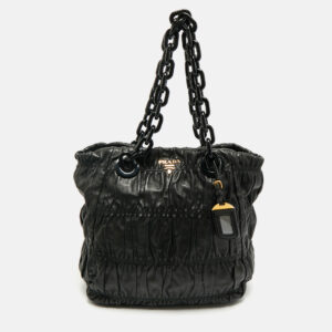 luxury-women-prada-used-handbags-p1179148-011.jpg prada black gaufre leather chain tote