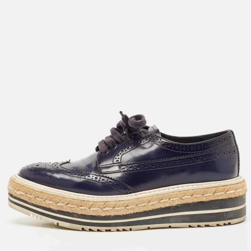 luxury-women-prada-used-shoes-p1131090-010.jpg Prada Blue Brogue Leather Derby Lace Up Espadrille Sneakers Size 36