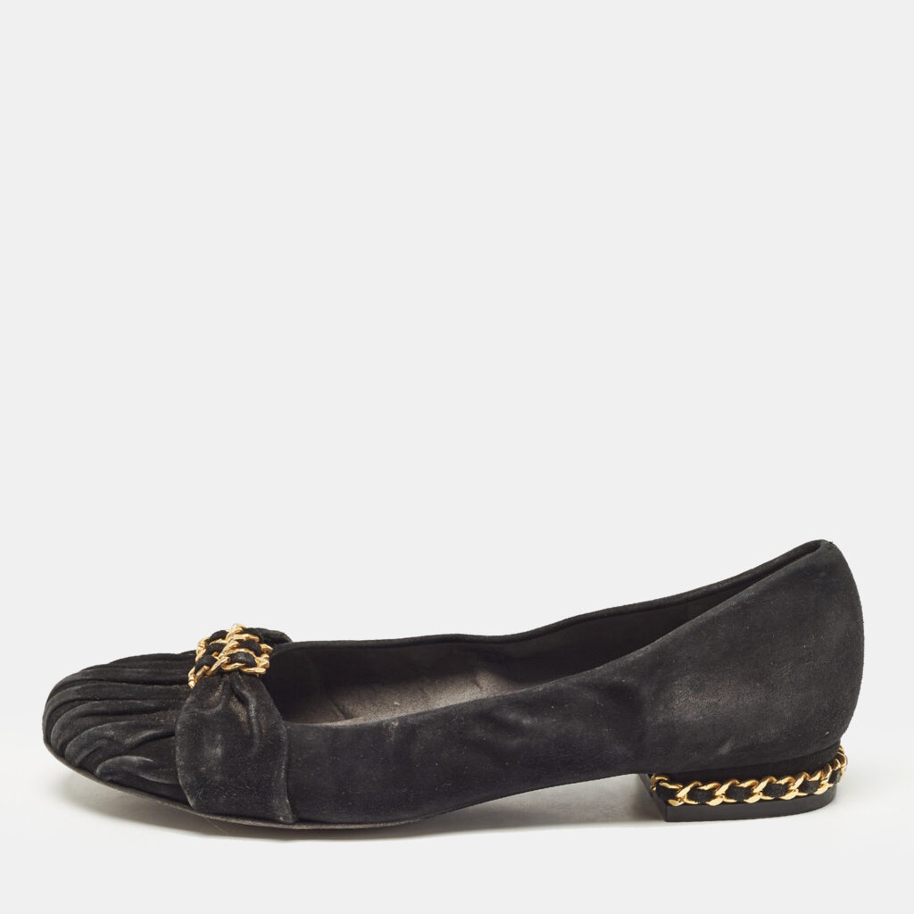 luxury-women-stuart-weitzman-used-shoes-p1105981-008.jpg Stuart Weitzman Black Suede Chain Embellished Ballet Flats Size 37