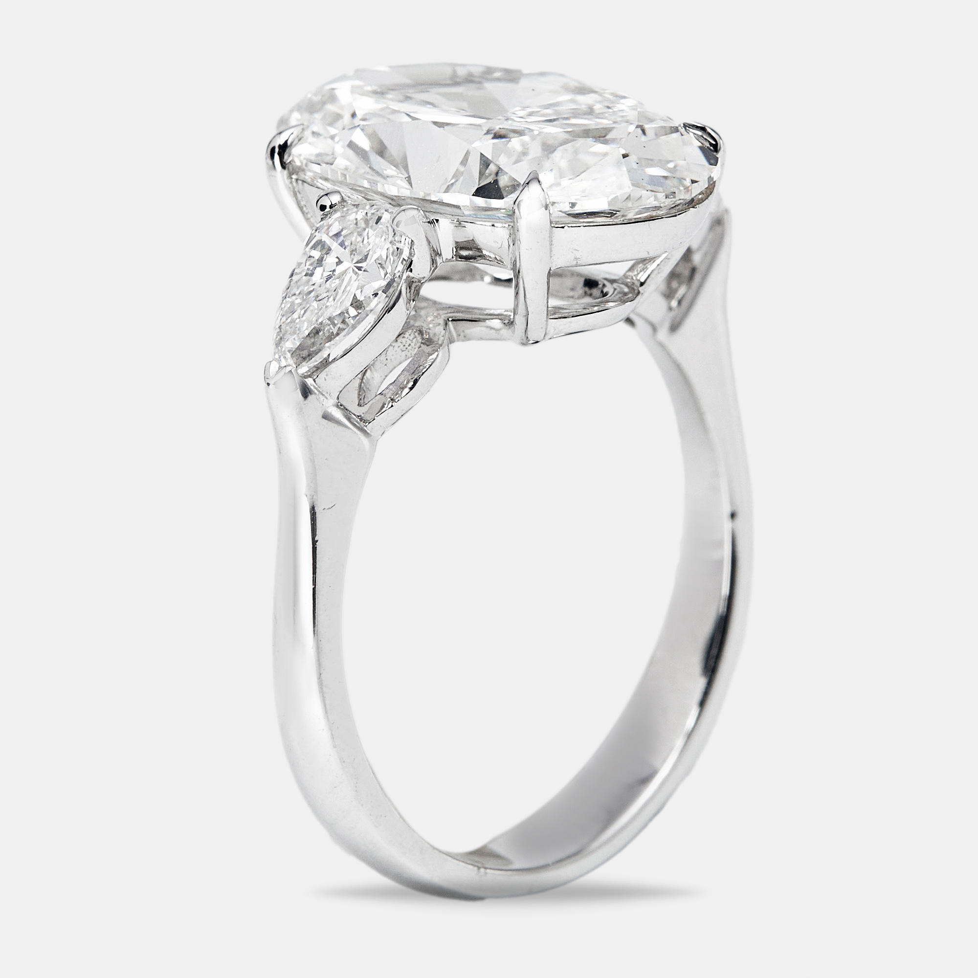 5.75 cts oval and pear lab grown diamond 18k white gold ring size 52