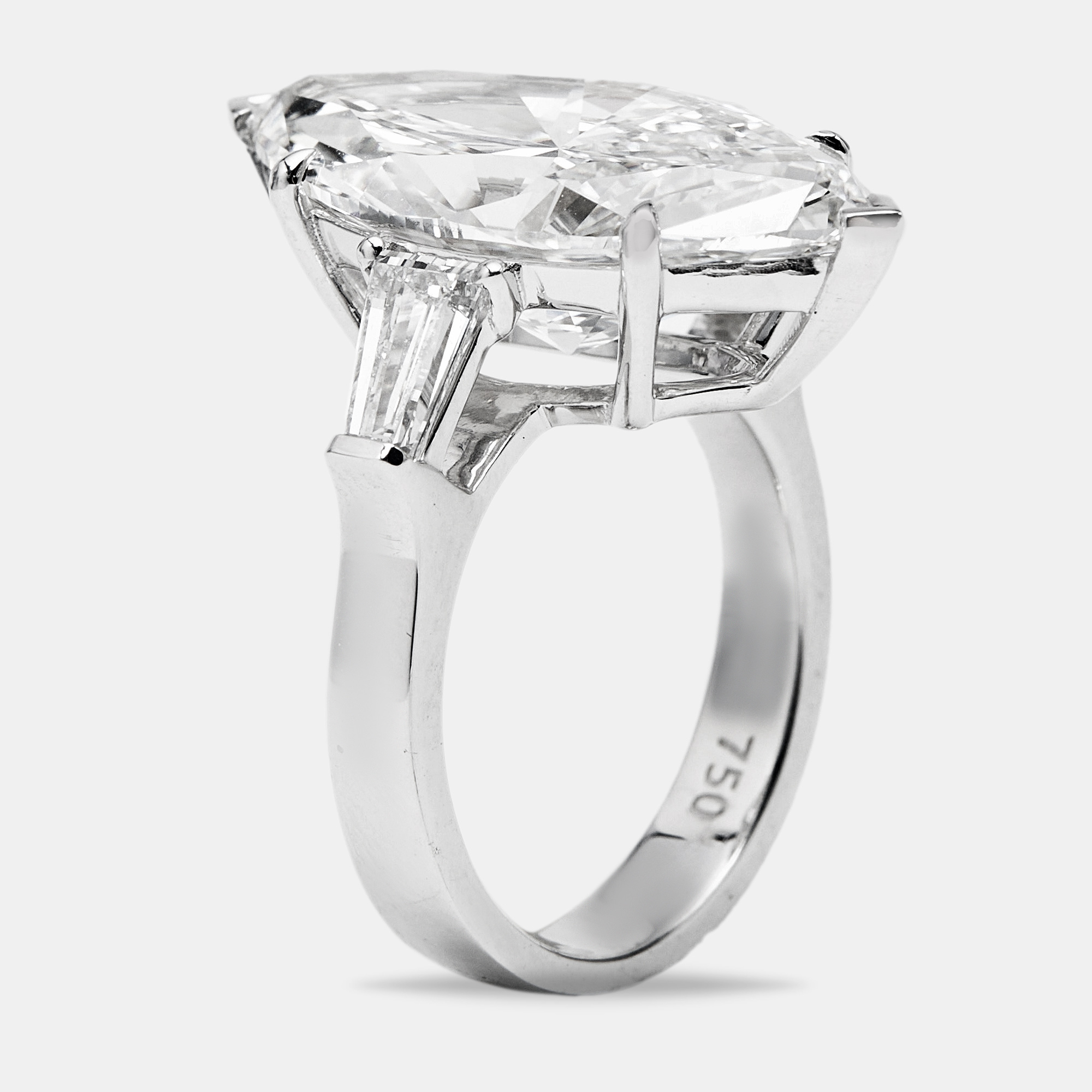 11.00 cts marquise and tapper lab grown diamond 18k white gold ring size 51
