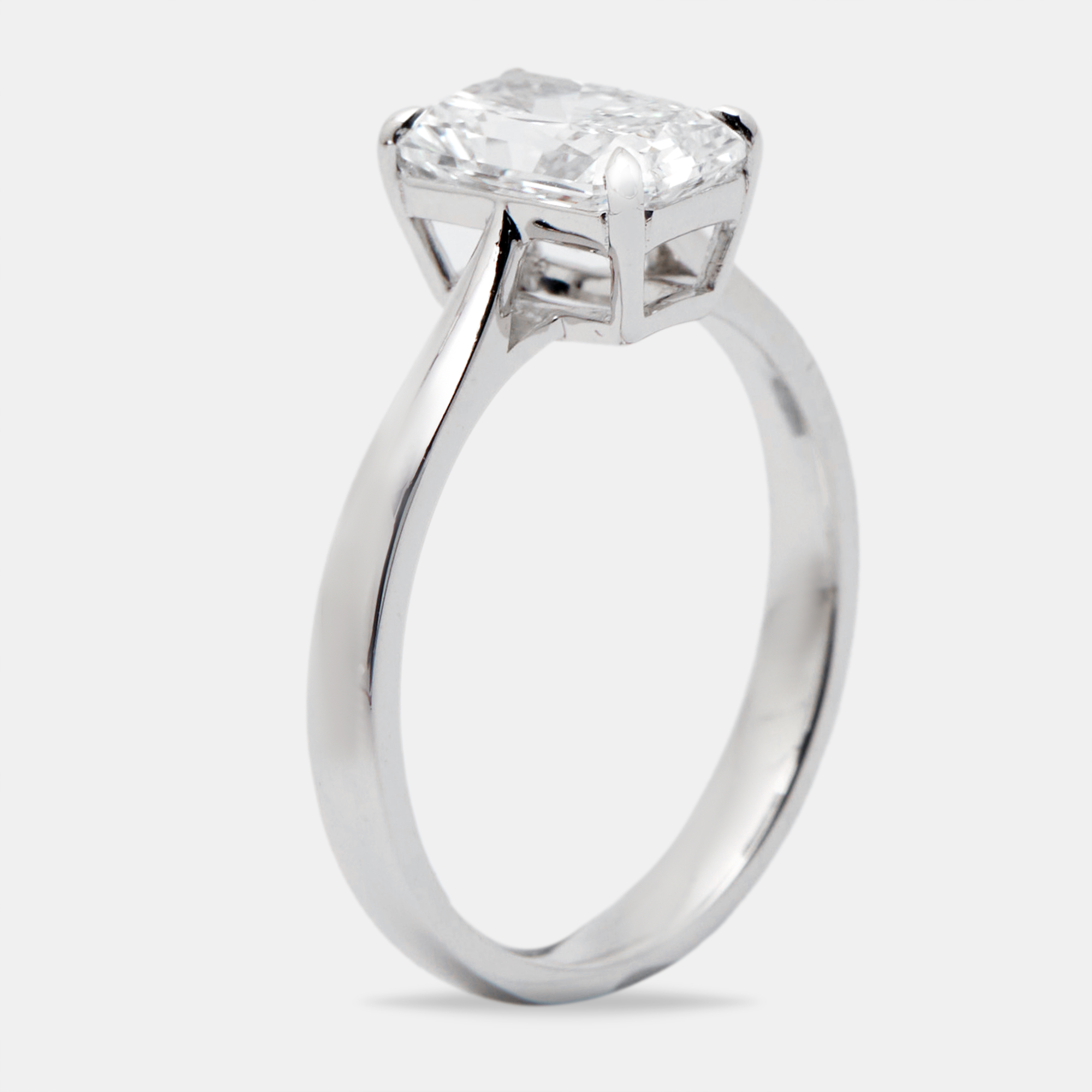 1.50 cts radiant brilliant cut 18k white gold ring size 54