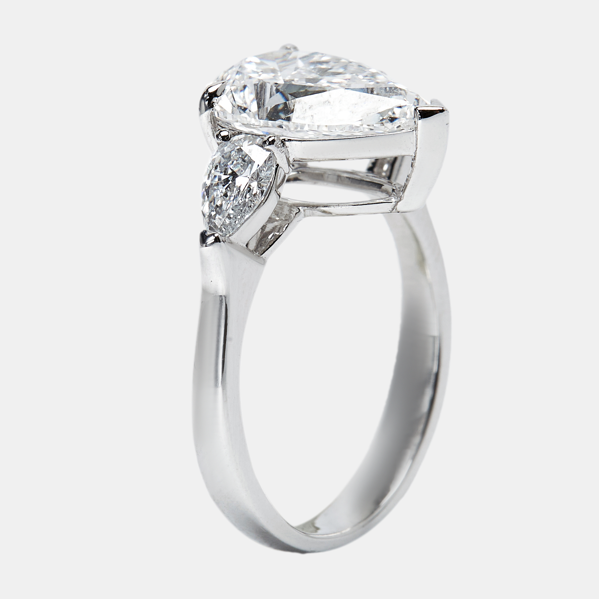 3.50 cts pear brilliant lab grown diamond 18k white gold ring size 54