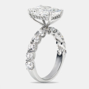 5.15 cts radiant cut and round lab grown diamond 18k white gold ring size 51