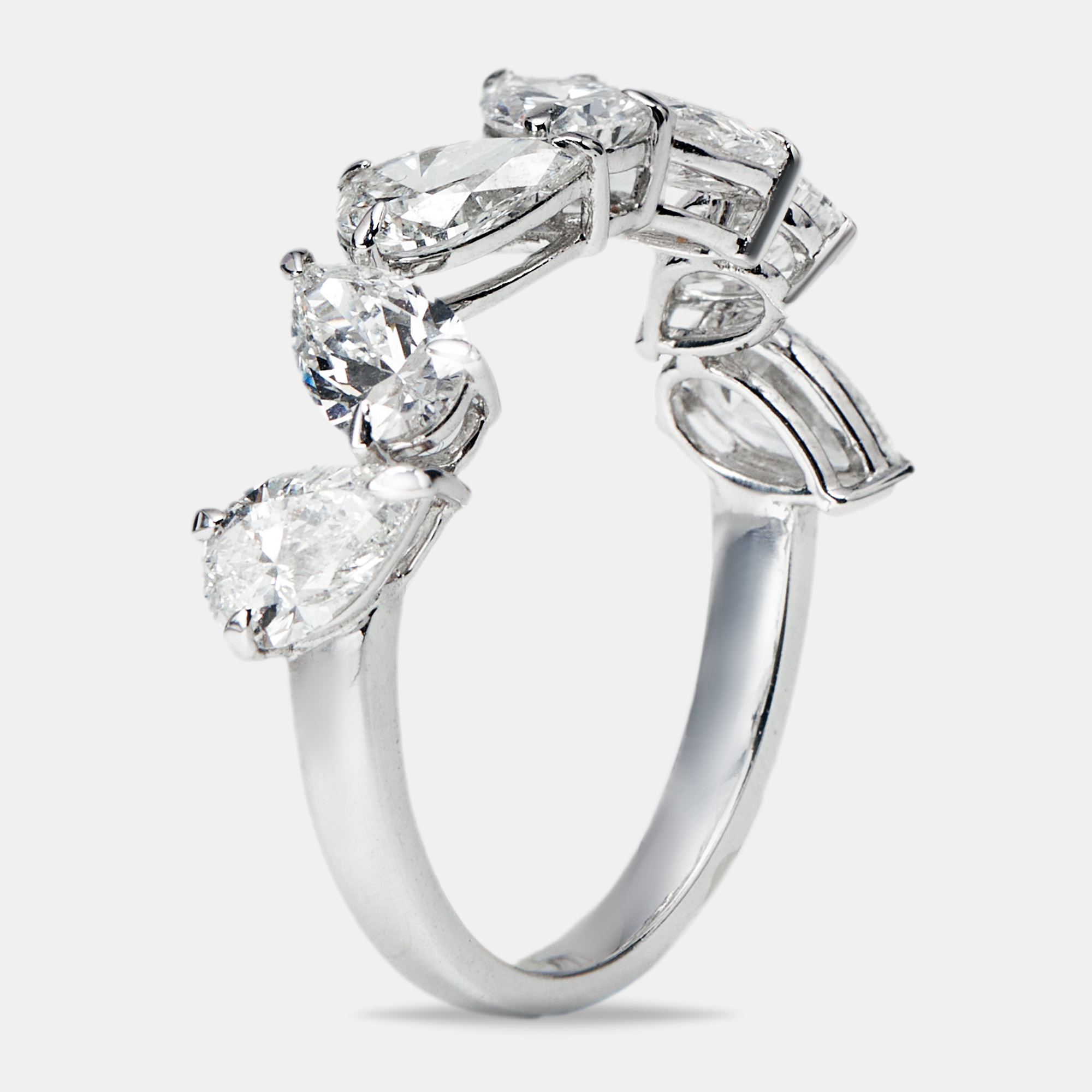 2.30 cts pear lab grown diamond 18k white gold ring size 51